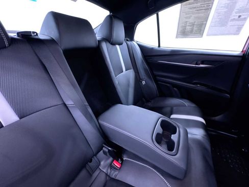 Used 2025 Toyota Camry SE w/ Convenience Package AWD/4WD image 37