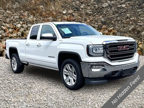Used 2019 GMC Sierra 1500 SLE w/ SLE Value Package AWD/4WD image 10