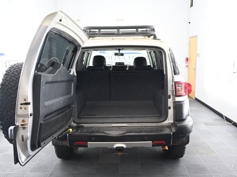 Used 2007 Toyota FJ Cruiser 4WD image 33