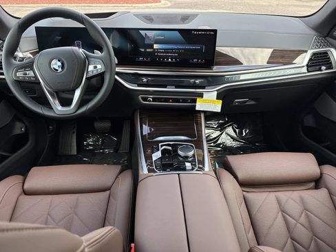 New 2026 BMW X5 xDrive50e w/ Premium Package image 16
