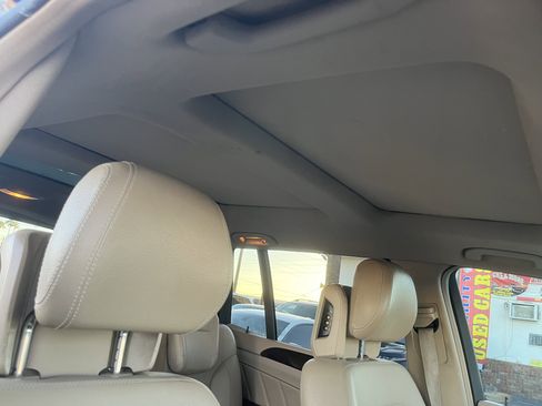 Used 2013 Mercedes-Benz GL 450 4MATIC w/ Premium 2 Pkg image 16