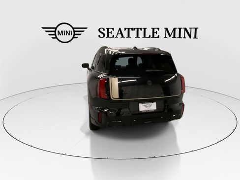 New 2026 MINI Cooper Countryman S w/ Comfort Package Max image 9