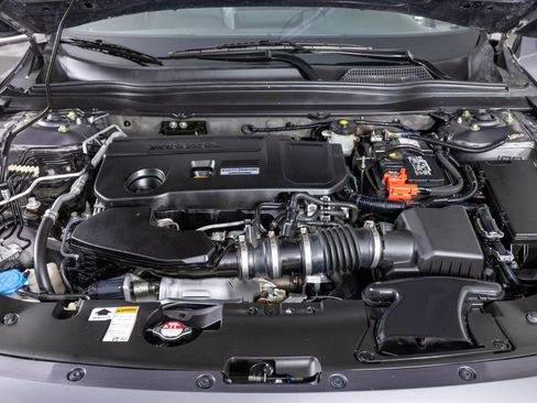 Used 2018 Honda Accord Sport image 40