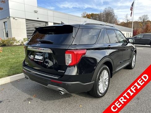 Used 2021 Ford Explorer Limited w/ Equipment Group 301A image 8
