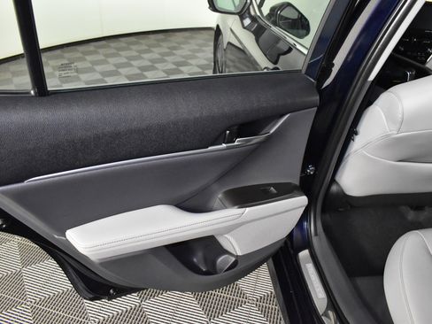 Used 2022 Toyota Camry XLE image 48