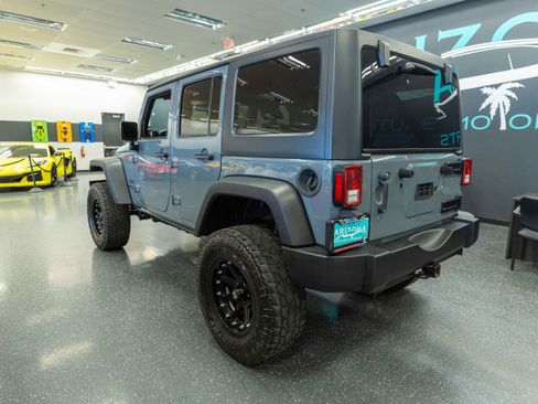 Used 2015 Jeep Wrangler Unlimited Sport w/ Quick Order Package 24S AWD/4WD image 8