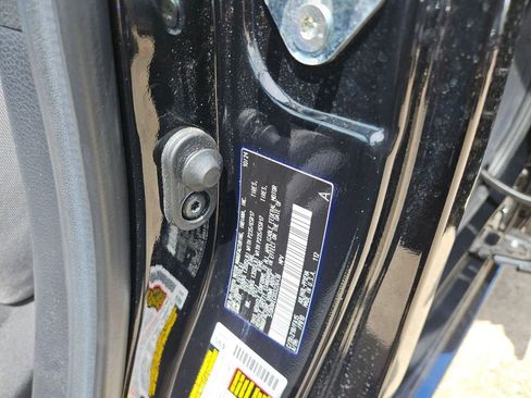 Used 2025 Toyota Sienna LE FWD image 30