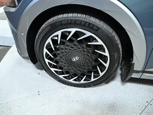 Used 2024 Hyundai Ioniq 5 Limited AWD/4WD image 17