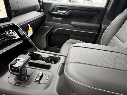 New 2026 GMC Sierra 1500 AT4X AWD/4WD image 35