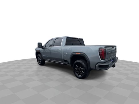 Used 2024 GMC Sierra 2500 Denali Ultimate w/ Max Trailering Package AWD/4WD image 6