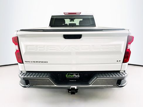 Used 2024 Chevrolet Silverado 1500 LT AWD/4WD image 7