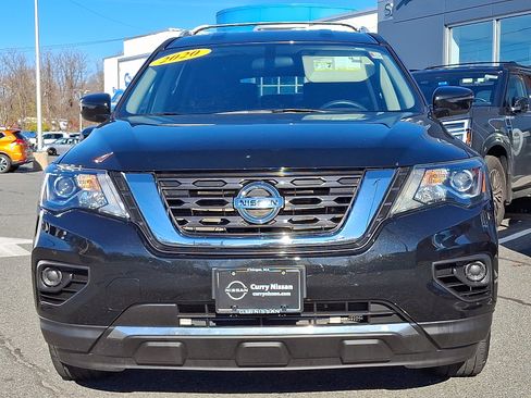 Used 2020 Nissan Pathfinder S image 2