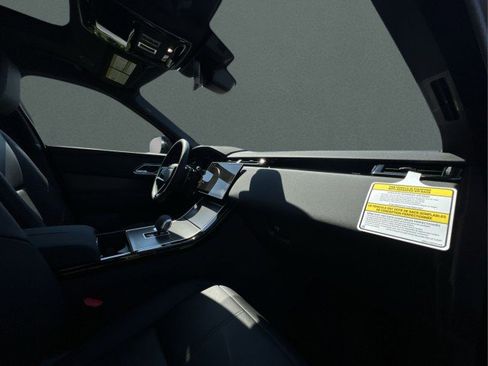 New 2026 Land Rover Range Rover Velar S image 24