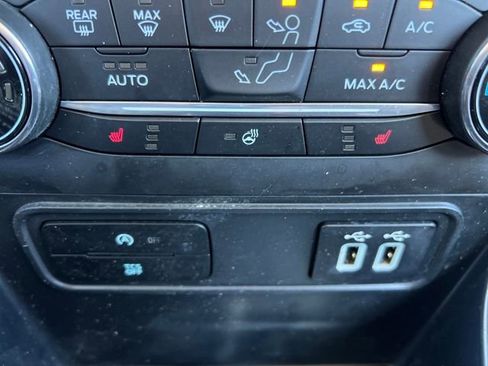 Used 2018 Ford EcoSport Titanium w/ Titanium Cold Weather Package image 25