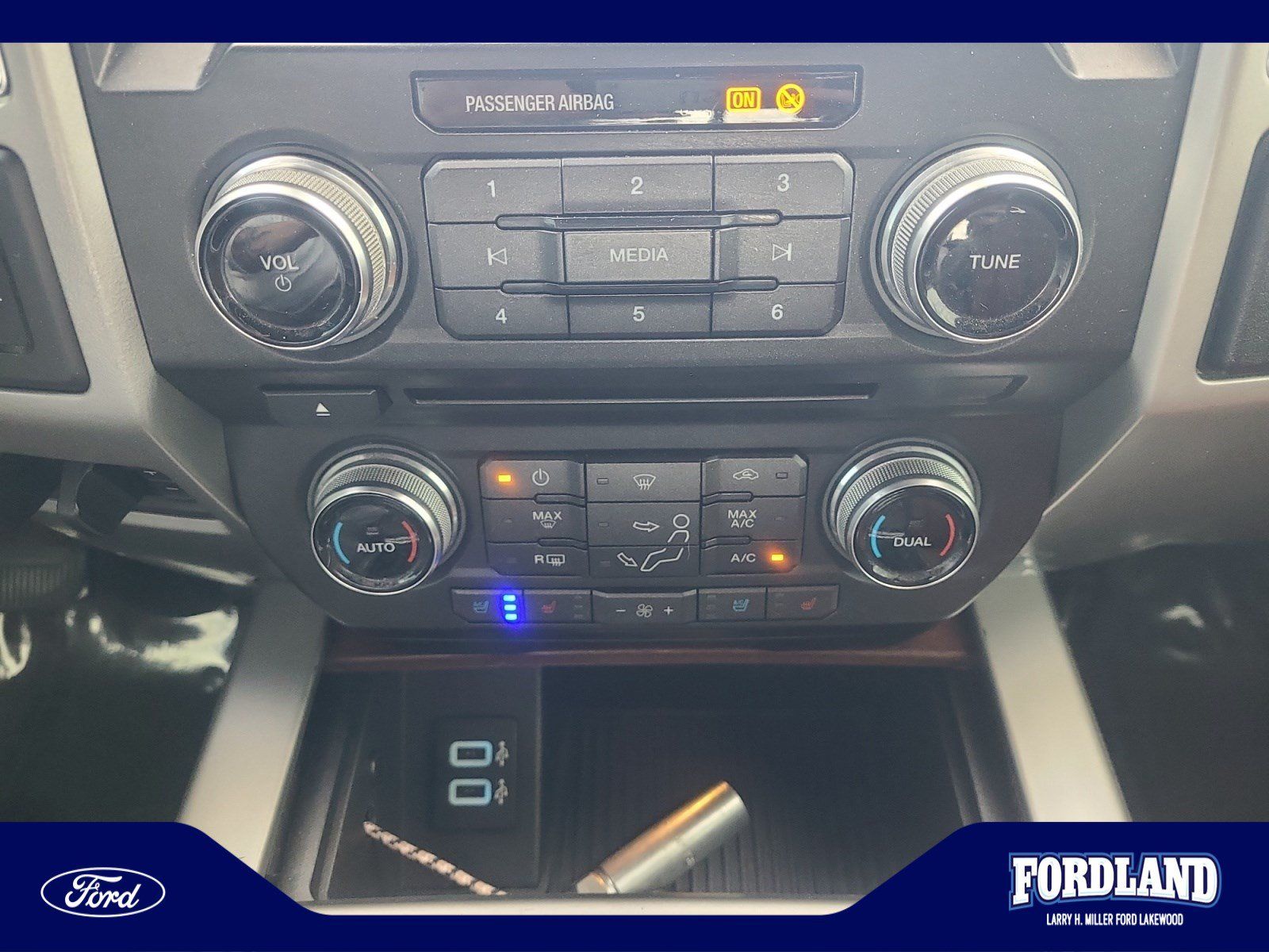 Used 2018 Ford F350 King Ranch w/ King Ranch Ultimate Package AWD/4WD image 29