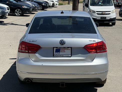 Used 2013 Volkswagen Passat TDI SEL Premium FWD image 5