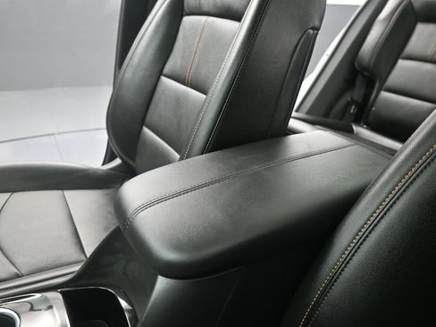 Used 2024 Chevrolet Equinox Premier AWD/4WD image 34