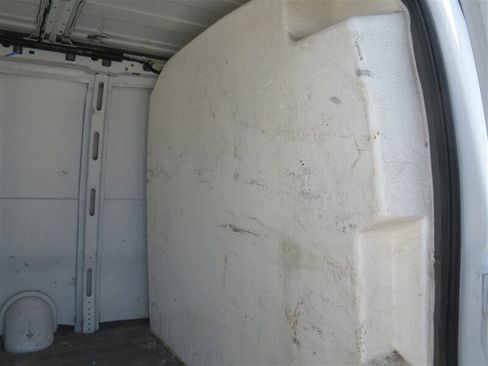 Used 2022 GMC Savana 2500 w/ Driver Convenience Package image 11