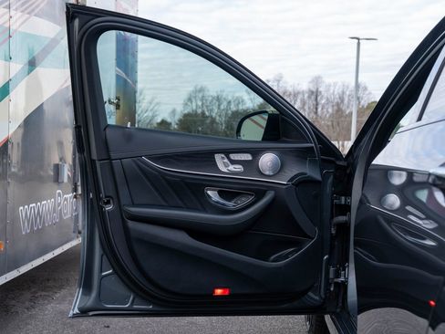 Used 2019 Mercedes-Benz E 53 AMG 4MATIC Sedan image 15