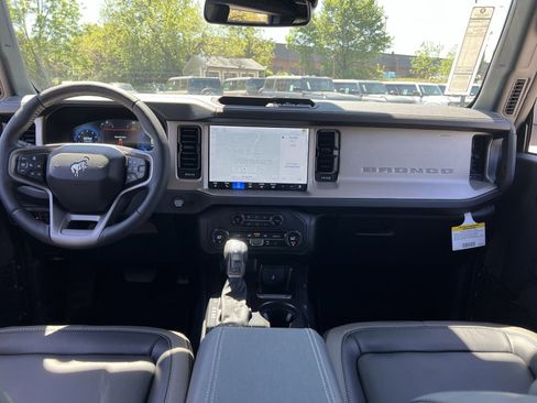New 2026 Ford Bronco Outer Banks AWD/4WD image 23