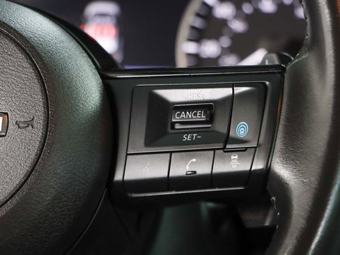 Used 2023 Nissan Rogue SV w/ SV Premium B Package FWD image 14