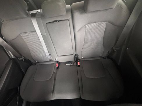 Used 2025 Kia Sportage LX FWD image 38