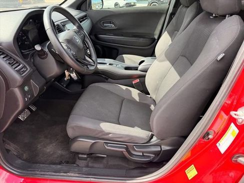 Used 2022 Honda HR-V Sport image 8