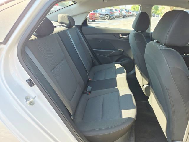 Used 2020 Hyundai Accent SE FWD image 18