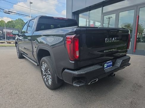 Used 2023 GMC Sierra 1500 Denali Ultimate AWD/4WD image 5