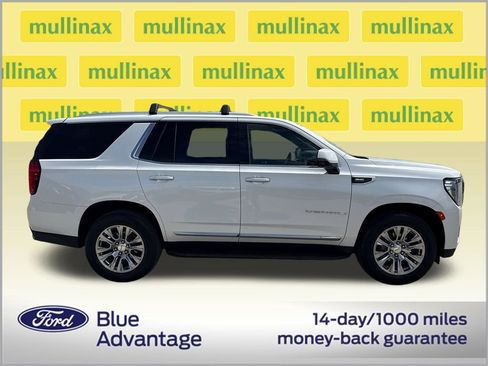 Used 2022 GMC Yukon Denali RWD image 2