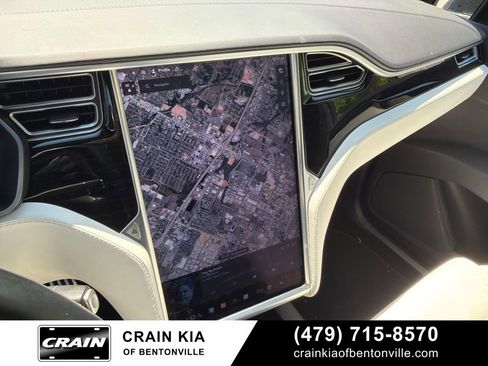 Used 2017 Tesla Model X 75D AWD/4WD image 22