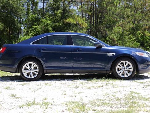 Used 2012 Ford Taurus SEL FWD image 13