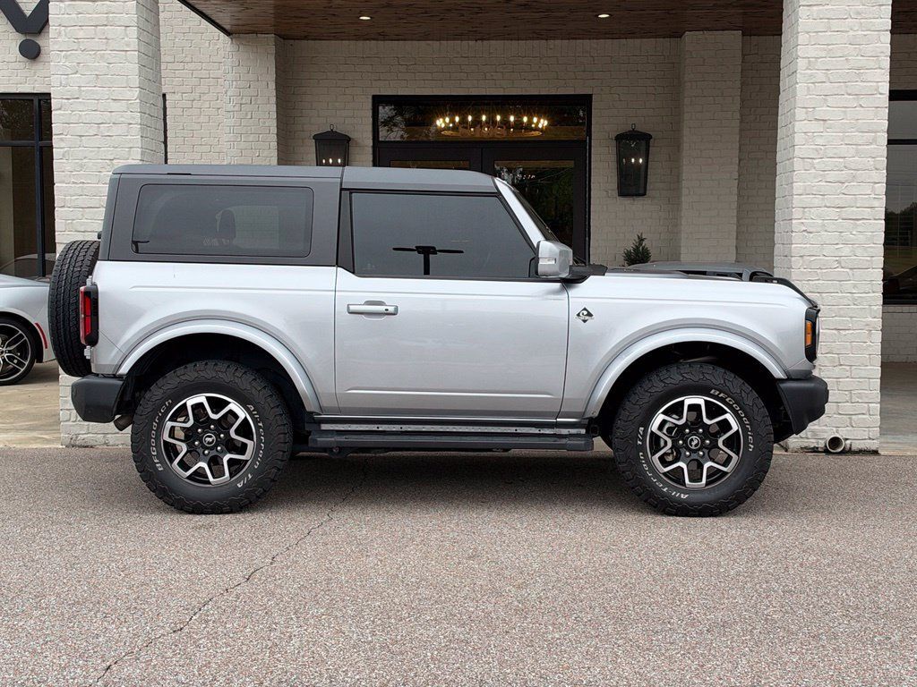 Used 2022 Ford Bronco Outer Banks AWD/4WD image 4