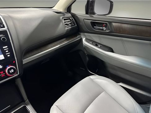 Used 2018 Subaru Outback 2.5i Limited w/ Popular Package #2 AWD/4WD image 25