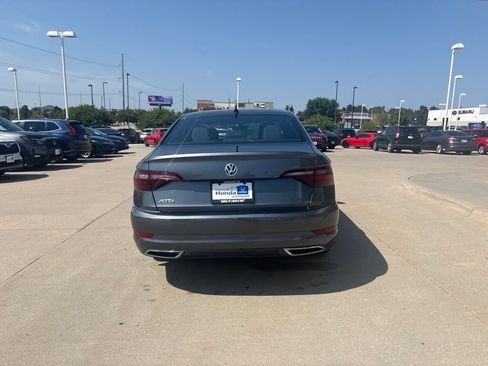 Used 2021 Volkswagen Jetta R-Line FWD image 6