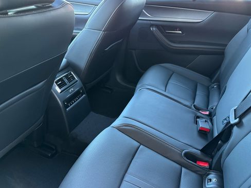 New 2026 MAZDA CX-70 3.3 Turbo w/ Preferred Package image 12