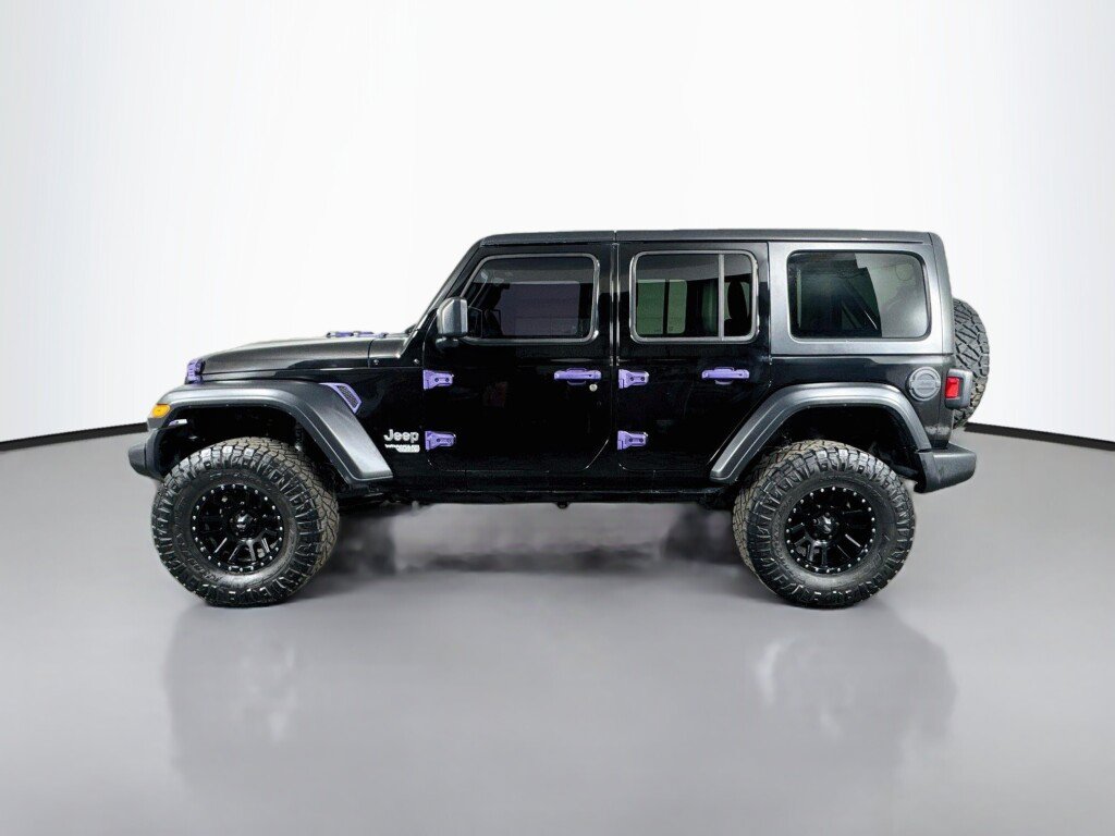 Used 2018 Jeep Wrangler Unlimited Sport S AWD/4WD image 2