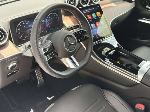 Certified 2025 Mercedes-Benz GLC 300 4MATIC image 29