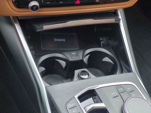 Used 2026 BMW 330i xDrive Sedan w/ Premium Package image 33