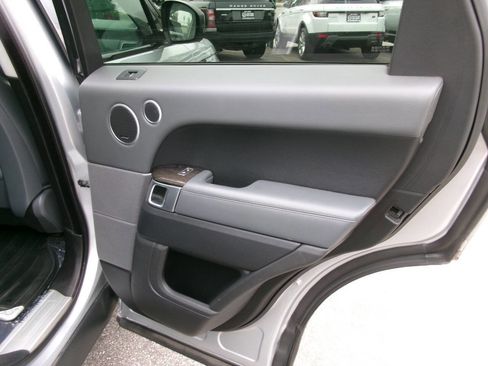 Used 2014 Land Rover Range Rover Sport Supercharged image 14