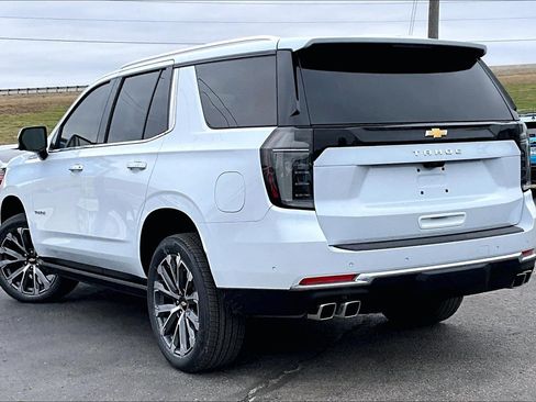 New 2026 Chevrolet Tahoe High Country image 3