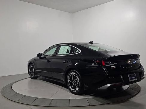 Certified 2024 Hyundai Sonata SEL w/ Convenience Package image 3