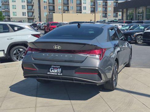 Certified 2025 Hyundai Elantra Sport w/ Cargo Package FWD image 4