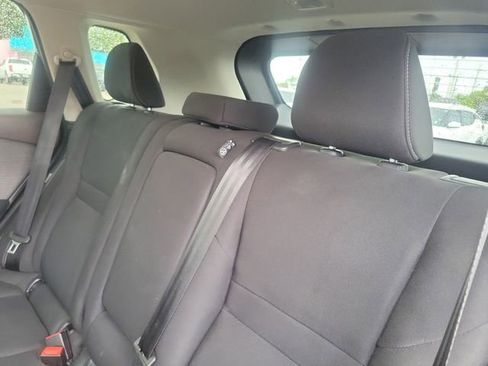 Used 2023 Nissan Rogue S image 10