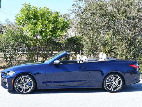 Used 2024 BMW M440i Convertible w/ Premium Package image 29