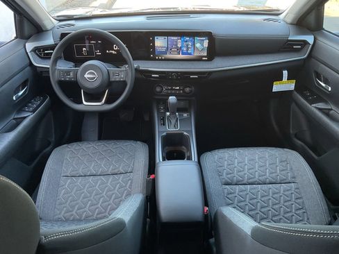 New 2026 Nissan Kicks SV FWD image 21
