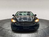 Used 2020 Ford Fusion SE image 3