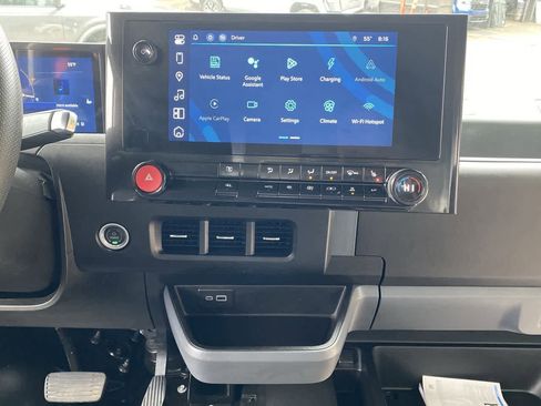 Used 2024 Chevrolet Brightdrop 600 w/ Battery Pack, Max Range AWD/4WD image 21