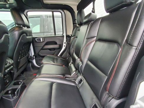 Used 2020 Jeep Gladiator Rubicon w/ Dual Top Group image 5