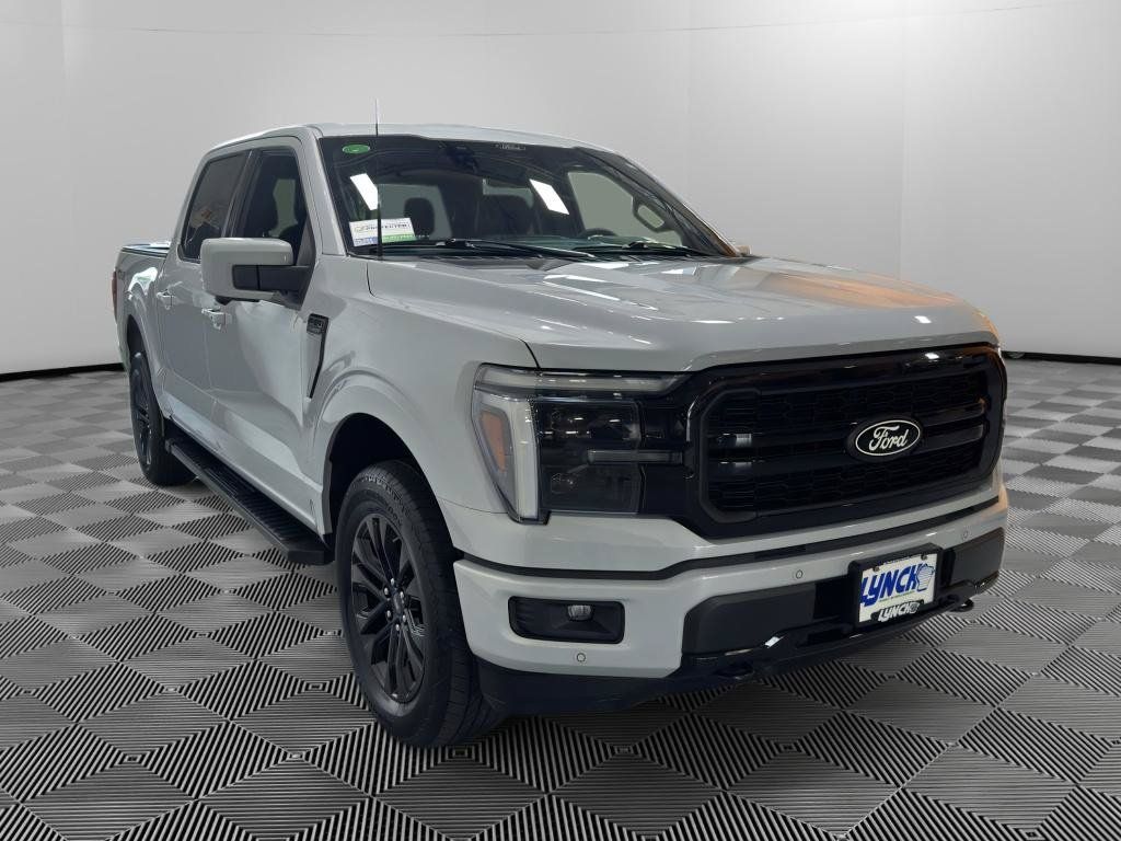 Used 2025 Ford F150 Lariat AWD/4WD image 7